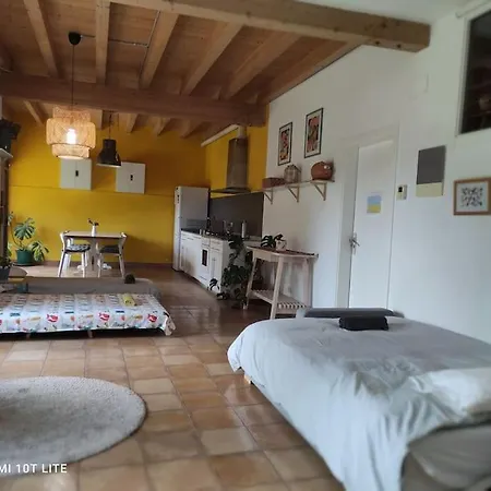 Rural Con Entrada Independiente Muxika