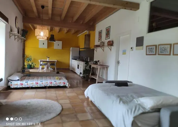 Rural Con Entrada Independiente Muxika